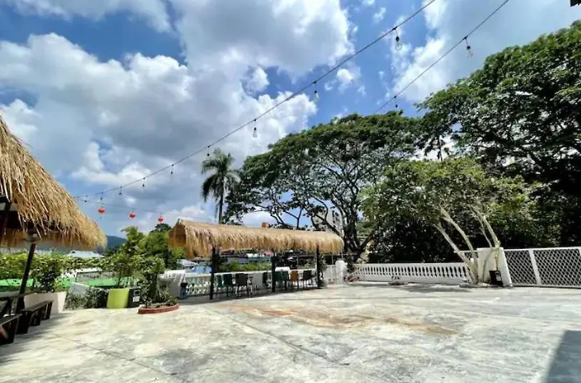 Kek Lok Si Inn Ayer Itam